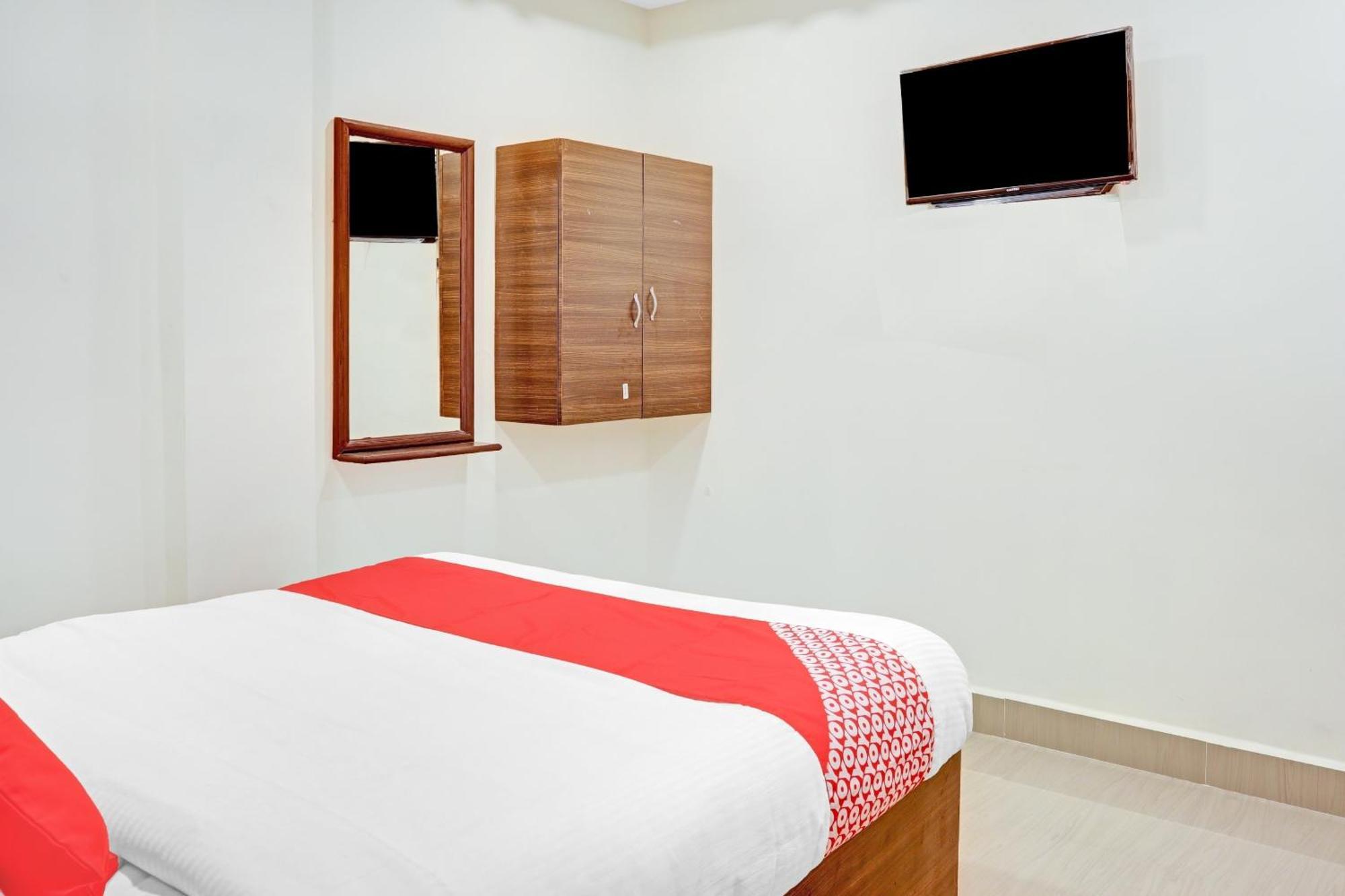 Super Hotel O Ramya Inn Warangal Exterior foto